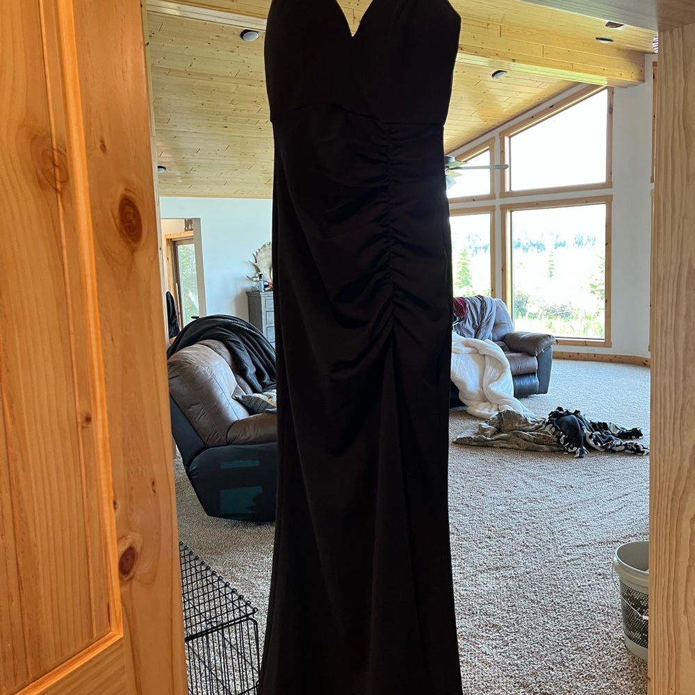 COPY - Long black prom dress worn slit up left leg